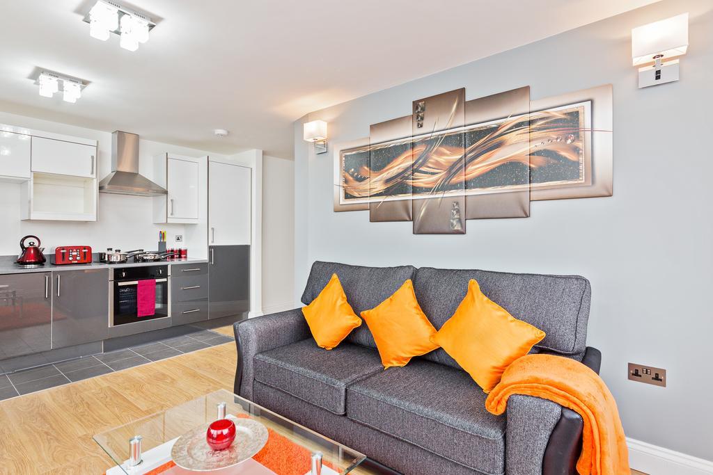 Metro Service Apartments Бедфорд Экстерьер фото