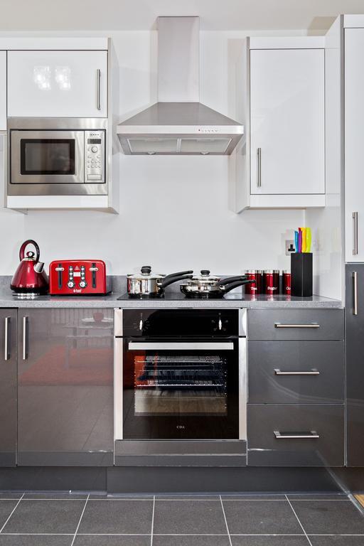 Metro Service Apartments Бедфорд Экстерьер фото